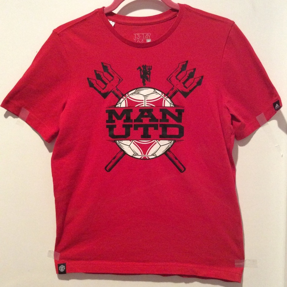 NWOT Manchester United Man UTD Soccer Distressed